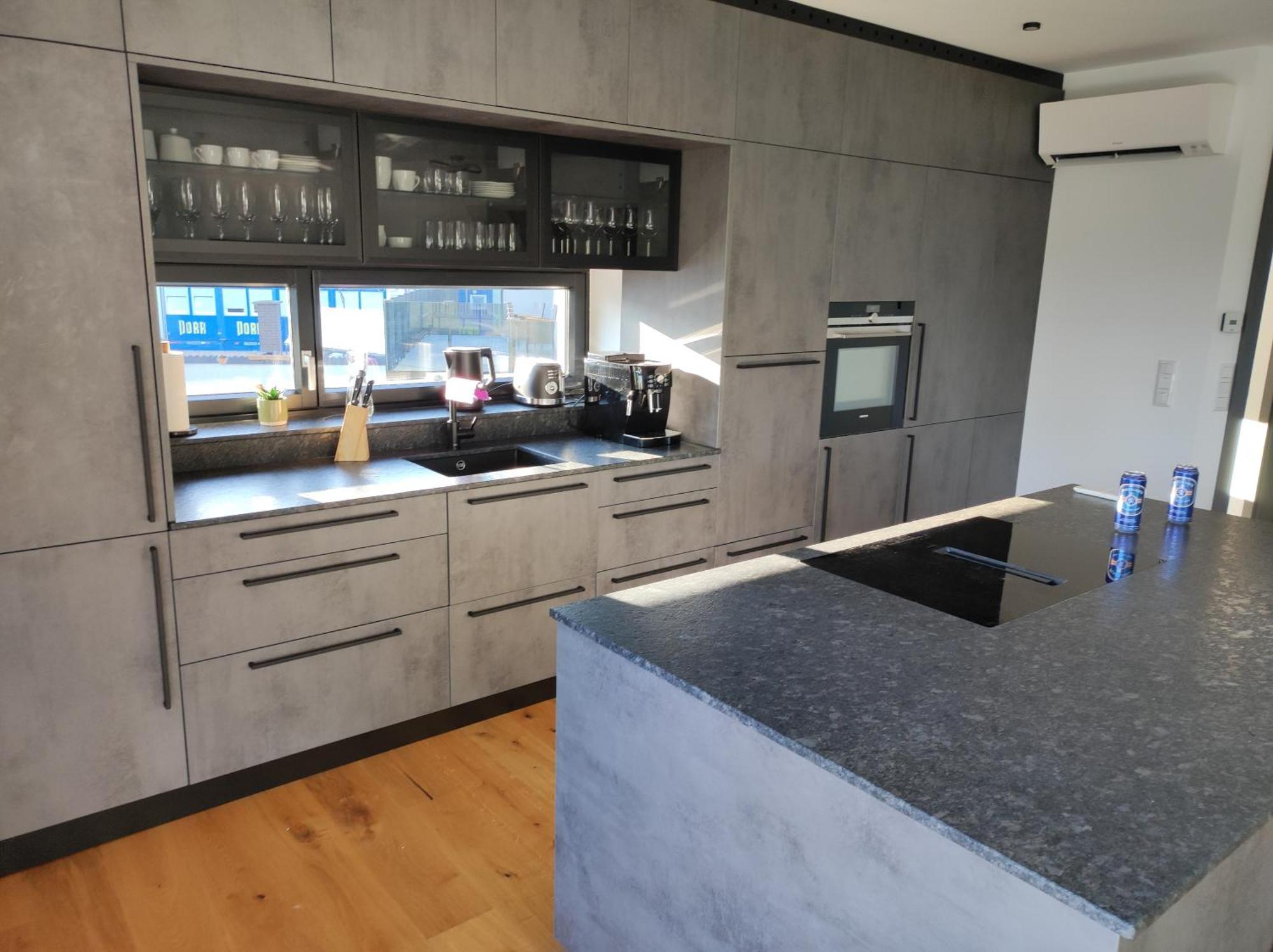 Luxurioeses Penthouse Mit Blick Auf Die Uno-City Und Dem Kaiserwasser. 3Schlafzimmer, 2 Baeder, Privat Lift Ins Apartment Wien Exteriör bild